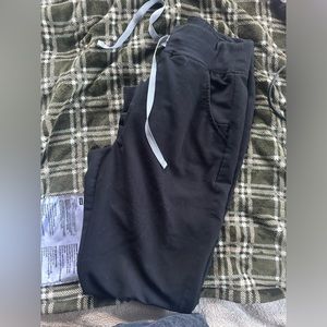 Figs Jamora high waisted jogger scrubs!